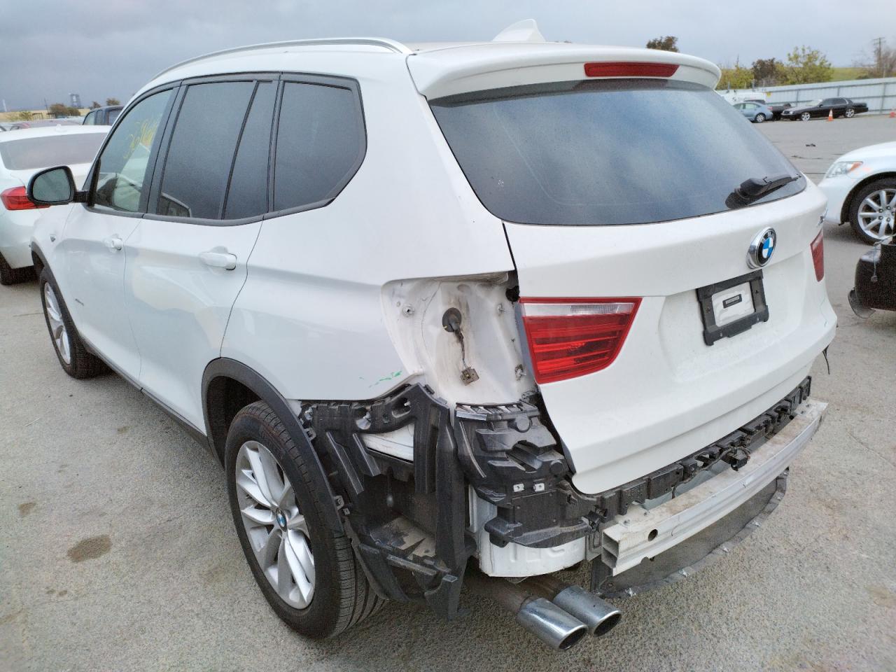 Photo 3 from auction – 2017 BMW X3 XDRIVE2 with VIN 5UXWX9C33H0W80356