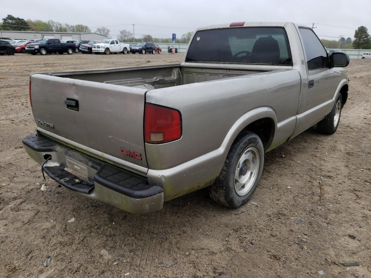 Photo 4 from auction – 2001 GMC SONOMA with VIN 1GTCS145818106511