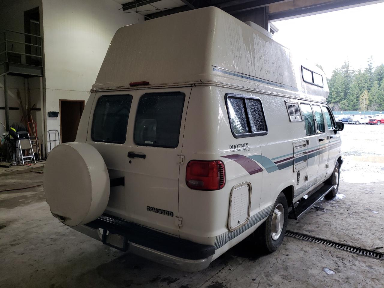 Photo 4 from auction – 1997 DODGE RAM VAN B3 with VIN 2B6KB31Z0VK550827