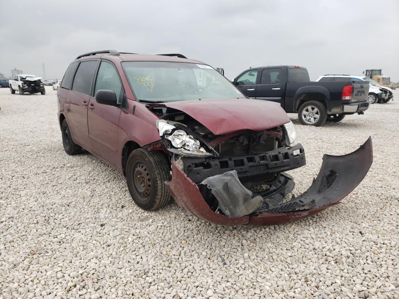 Photo 1 from auction – 2010 TOYOTA SIENNA CE with VIN 5TDKK4CC0AS296510