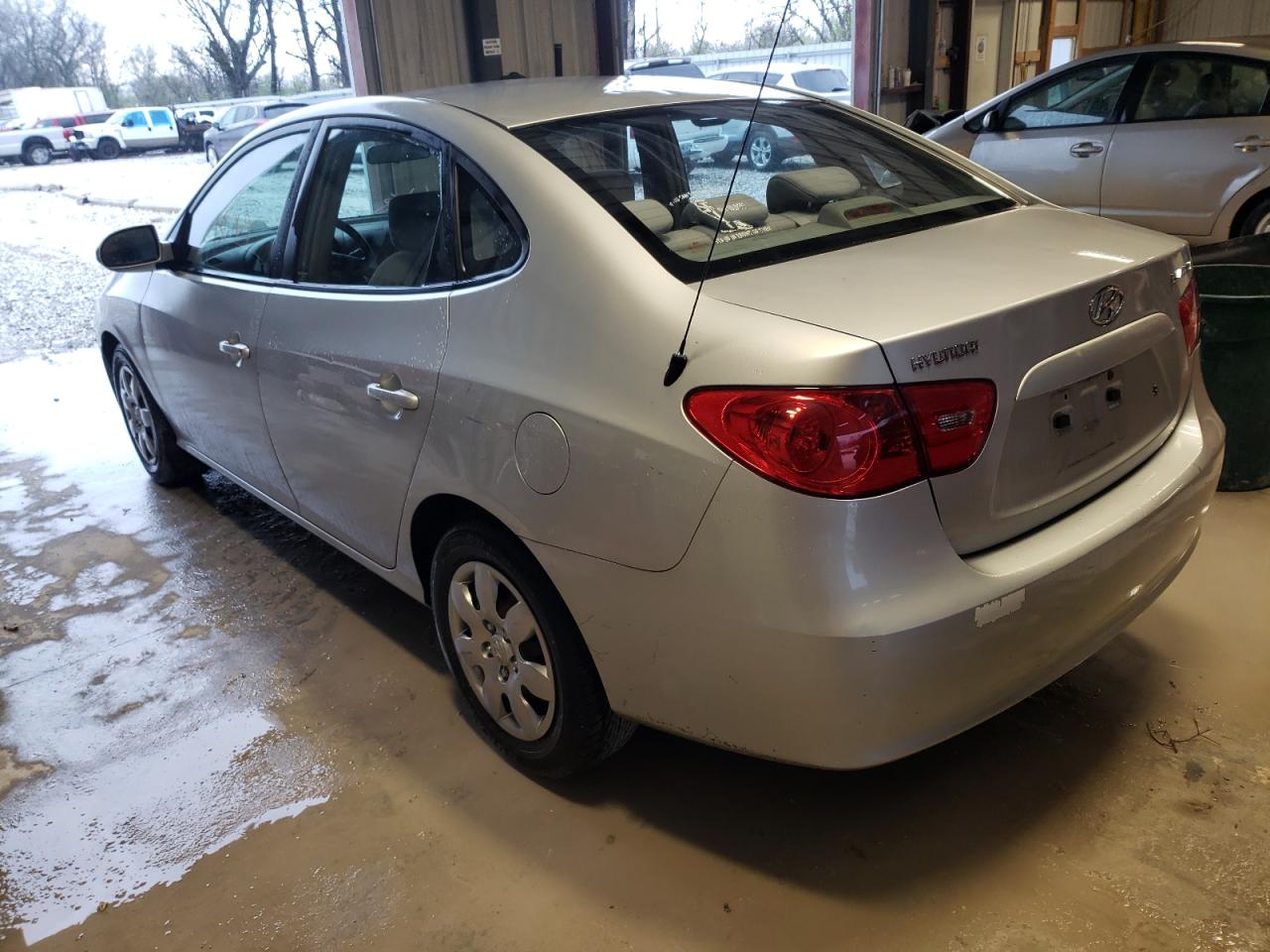 Photo 3 from auction – 2007 HYUNDAI ELANTRA GL with VIN KMHDU46D97U072014
