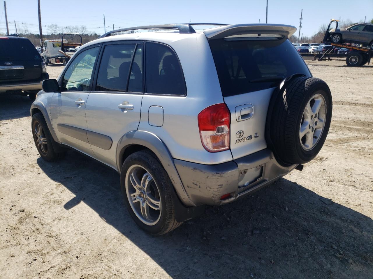 Photo 3 from auction – 2001 TOYOTA RAV4 with VIN JTEHH20V210105817