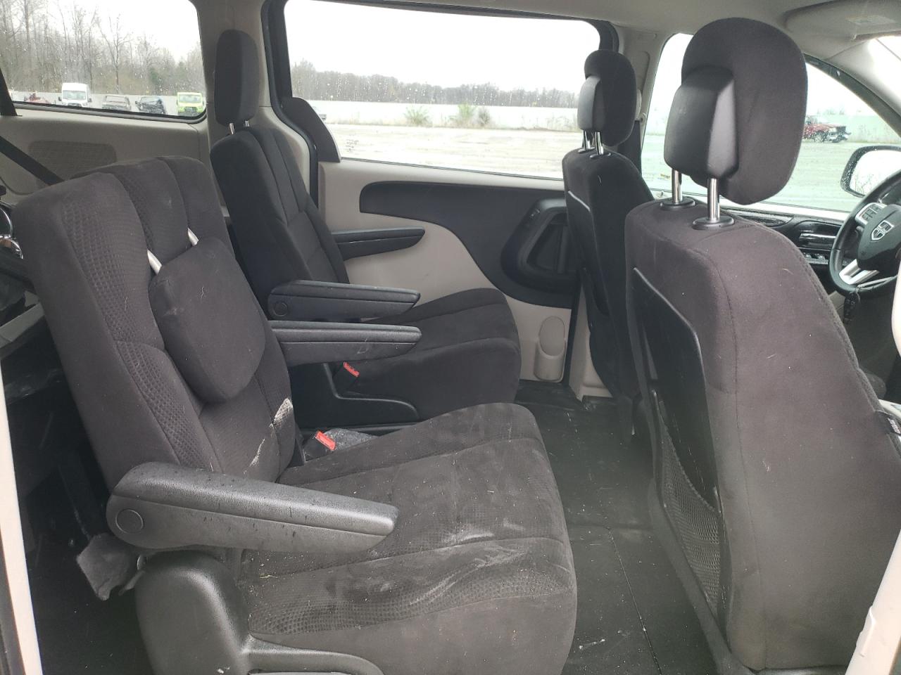 Photo 6 from auction – 2013 DODGE GRAND CARA with VIN 2C4RDGCG3DR760481