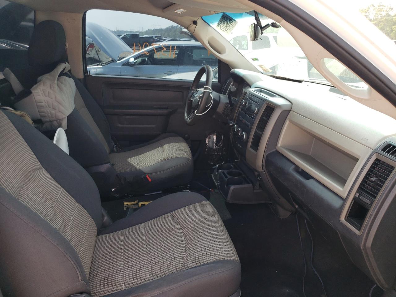 Photo 5 from auction – 2012 DODGE RAM 1500 S with VIN 3C6JD6AT2CG170615
