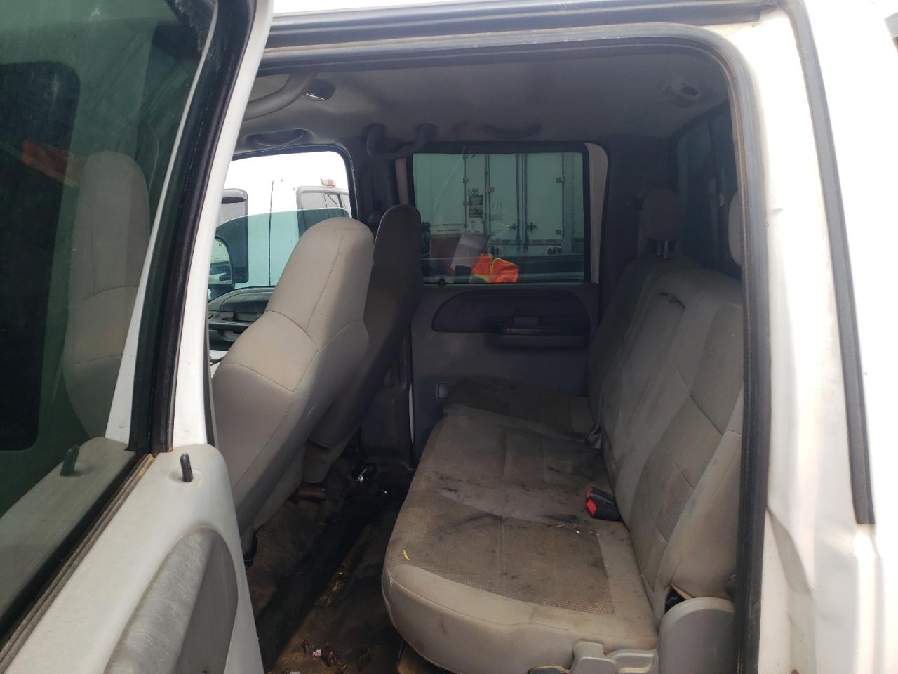 Photo 6 from auction – 2004 FORD F550 SUPER with VIN 1FDAW57PX4ED45513