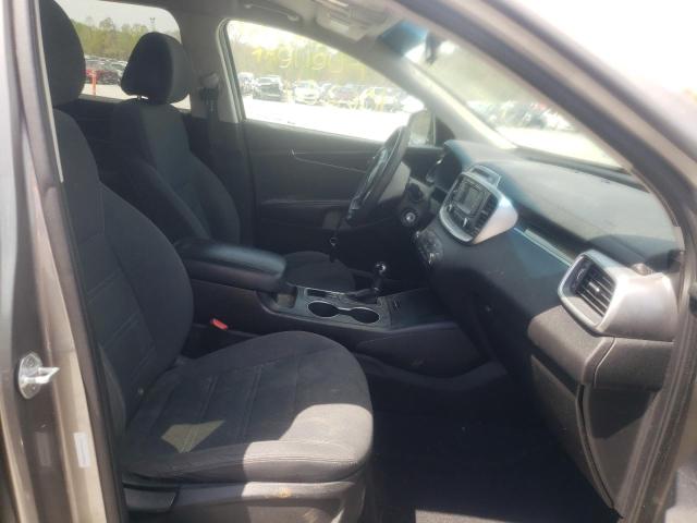 Photo 5 from auction – 2016 KIA SORENTO LX with VIN 5XYPG4A35GG080880