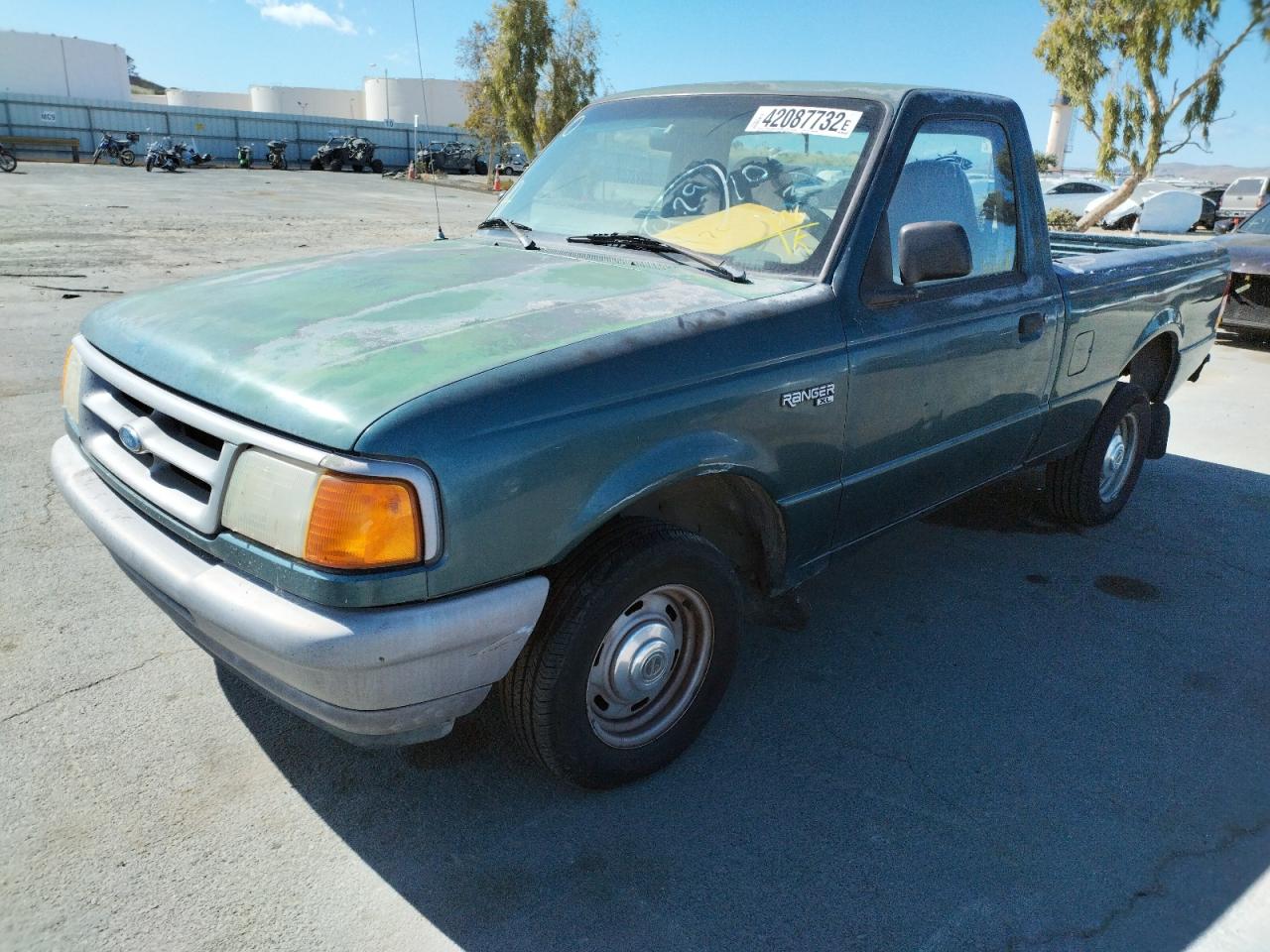 Photo 2 from auction – 1997 FORD RANGER with VIN 1FTCR10A7VUA10381