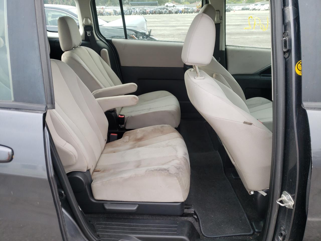 Photo 6 from auction – 2013 MAZDA 5 with VIN JM1CW2CL9D0152779