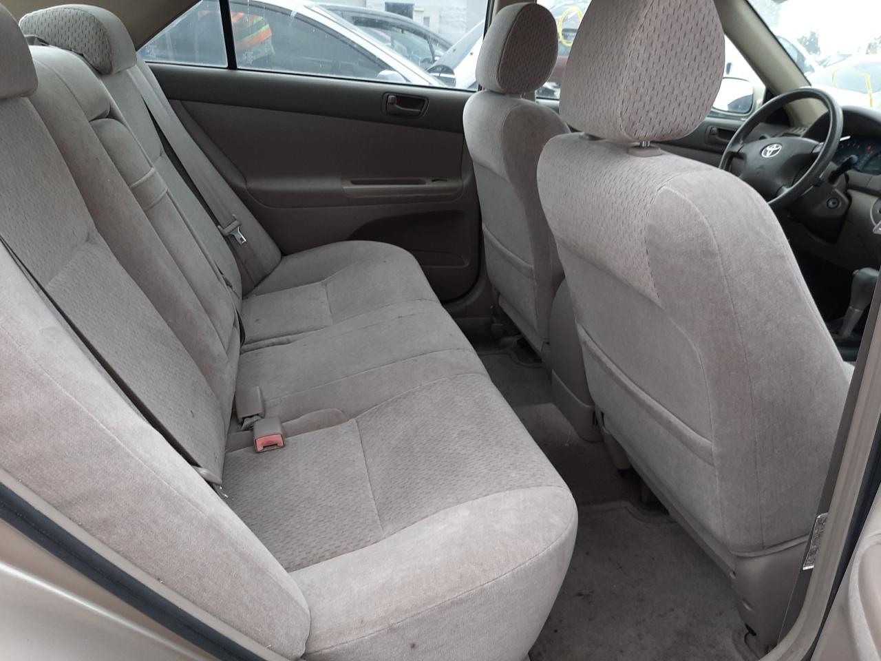Photo 6 from auction – 2003 TOYOTA CAMRY LE with VIN JTDBE32K330158976