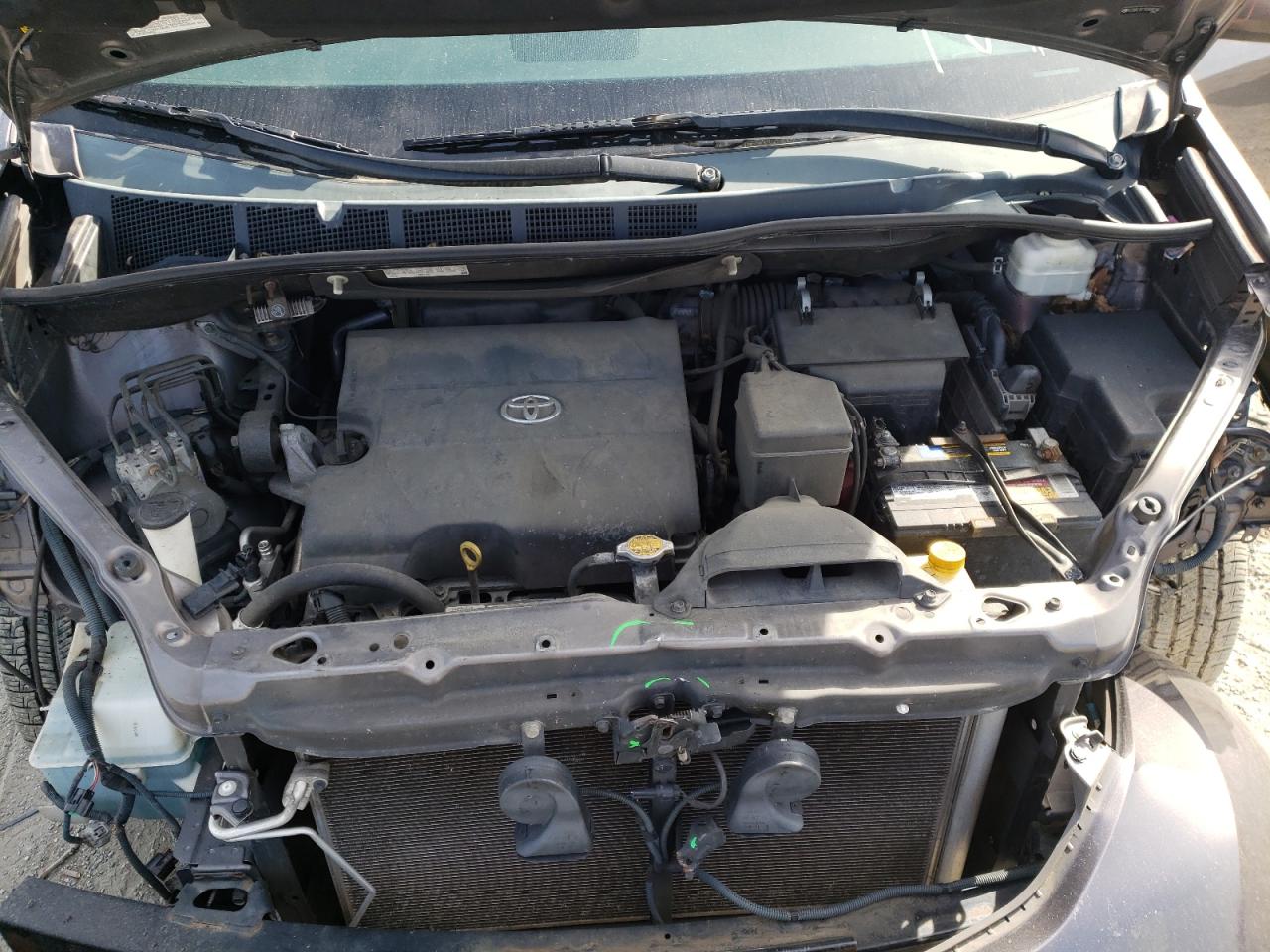 Photo 7 from auction – 2013 TOYOTA SIENNA XLE with VIN 5TDDK3DC1DS066786
