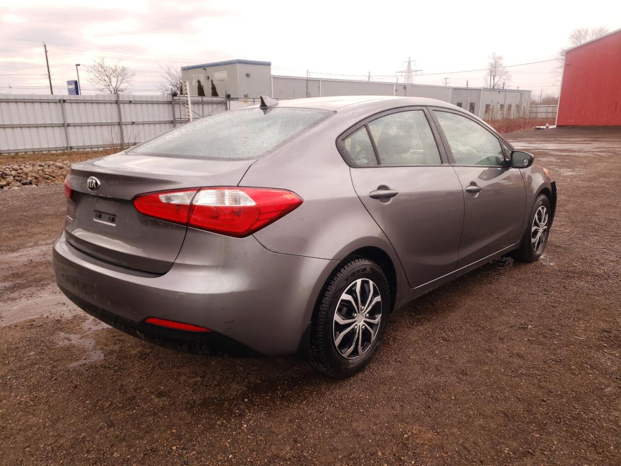 Photo 4 from auction – 2014 KIA FORTE LX with VIN KNAFK4A6XE5217898