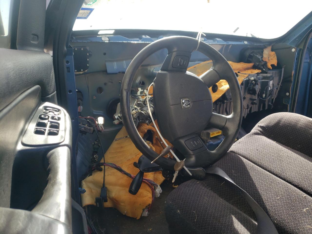 Photo 9 from auction – 2004 DODGE RAM 1500 S with VIN 1D7HA18N84S635649