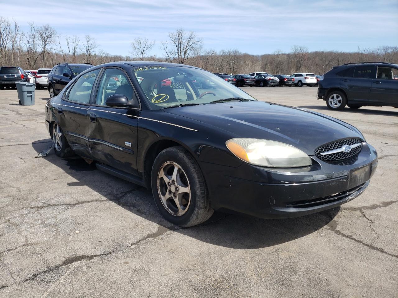 FORD TAURUS SEL 2003 مع رقم تعريف المركبة 1FAHP56SX3A230461 - صورة من المزاد