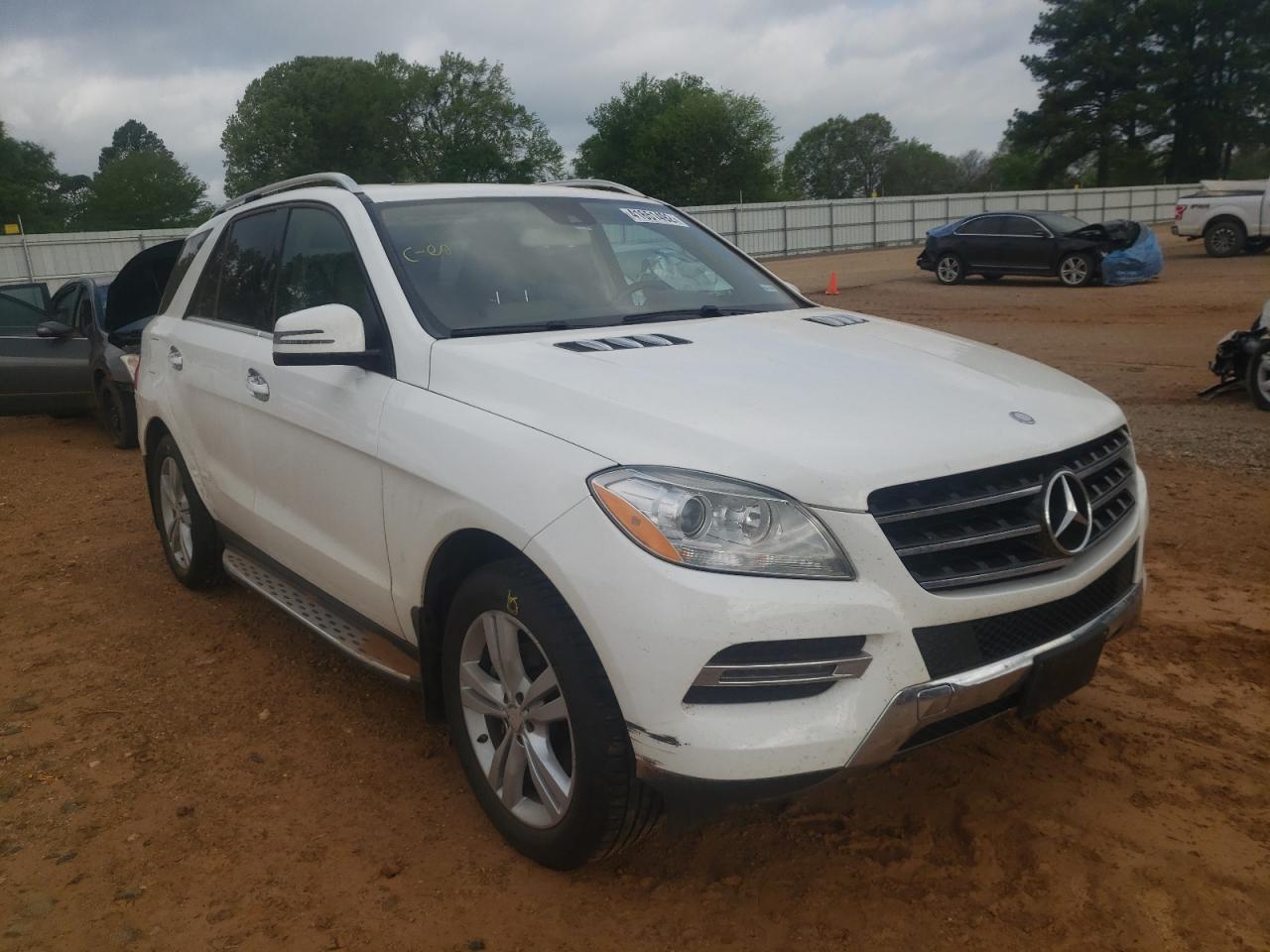 MERCEDES-BENZ ML 350 2014 with VIN 4JGDA5JBXEA310035 - Photo from auction