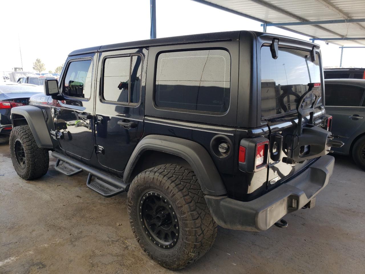 Photo 3 from auction – 2018 JEEP WRANGLER U with VIN 1C4HJXDN7JW241289