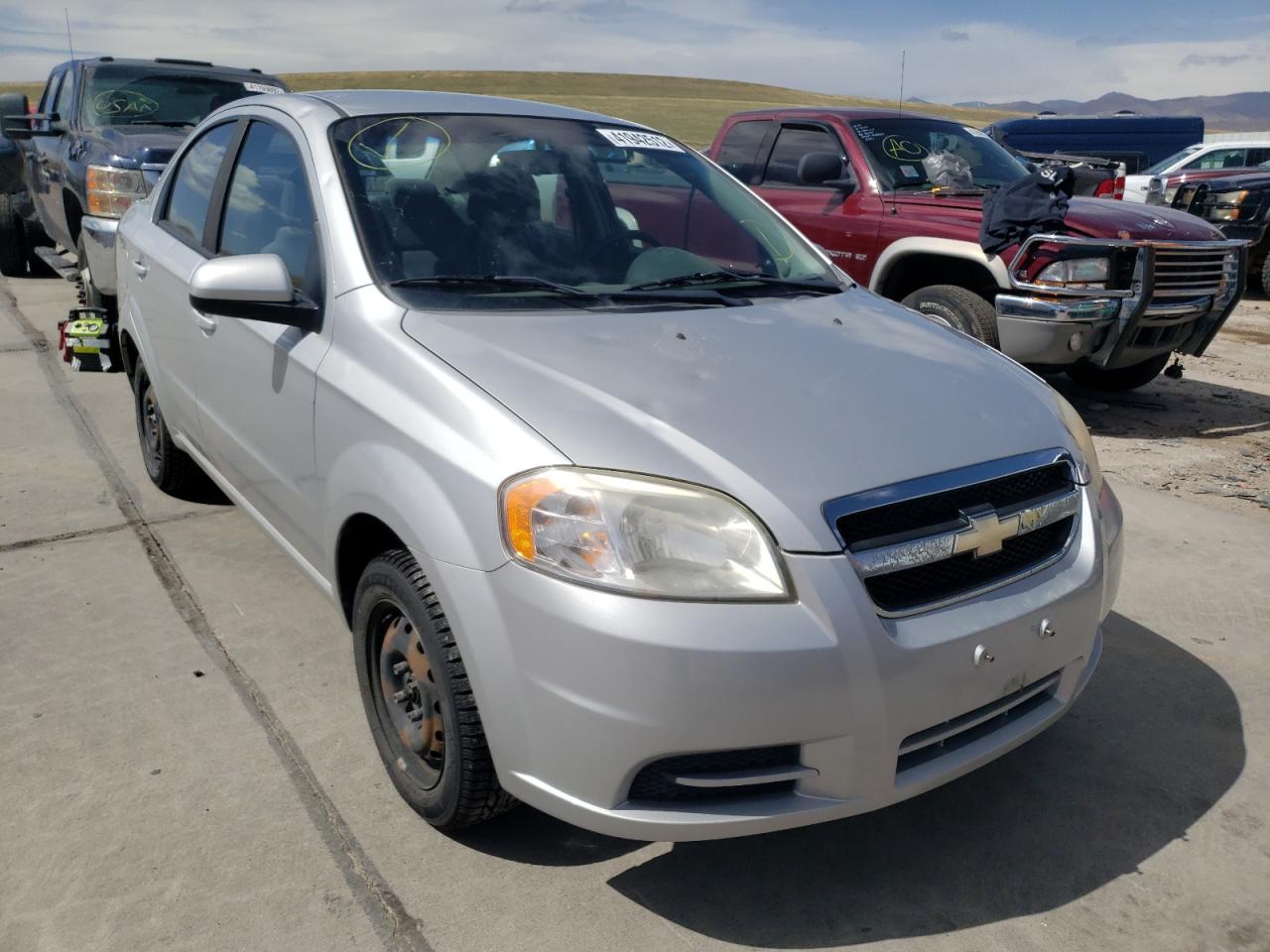 CHEVROLET AVEO LS 2010 with VIN KL1TD5DE2AB124353 - Photo from auction