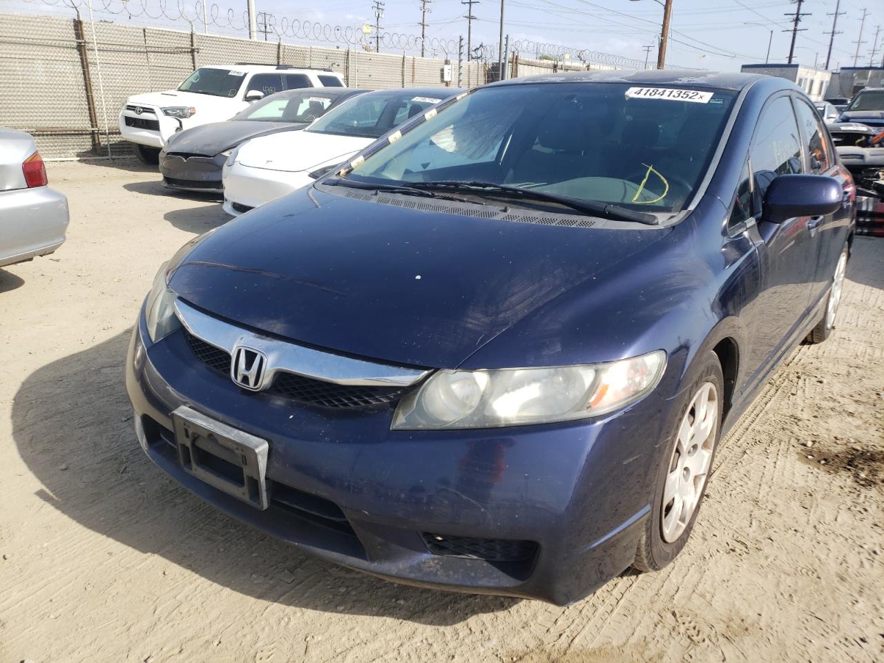 Photo 2 from auction – 2011 HONDA CIVIC with VIN 2HGFA1F5XBH533313