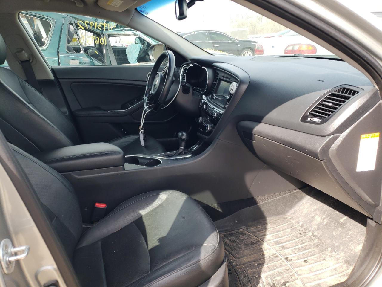 Photo 5 from auction – 2015 KIA OPTIMA with VIN KNAGN4AD7F5082486