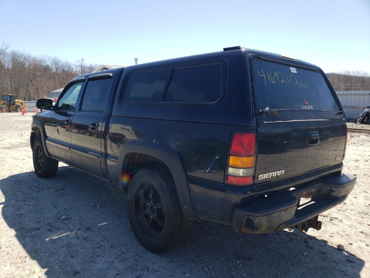 Photo 3 from auction – 2005 GMC SIERRA K15 with VIN 2GTEK63N151356494