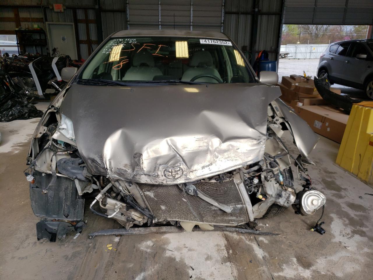 Photo 9 from auction – 2008 TOYOTA PRIUS with VIN JTDKB20U983411277