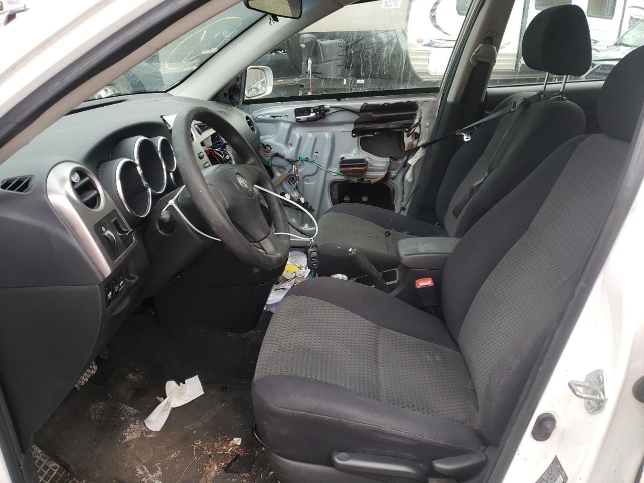 Photo 5 from auction – 2006 TOYOTA COROLLA MA with VIN 2T1LR30E86C561268