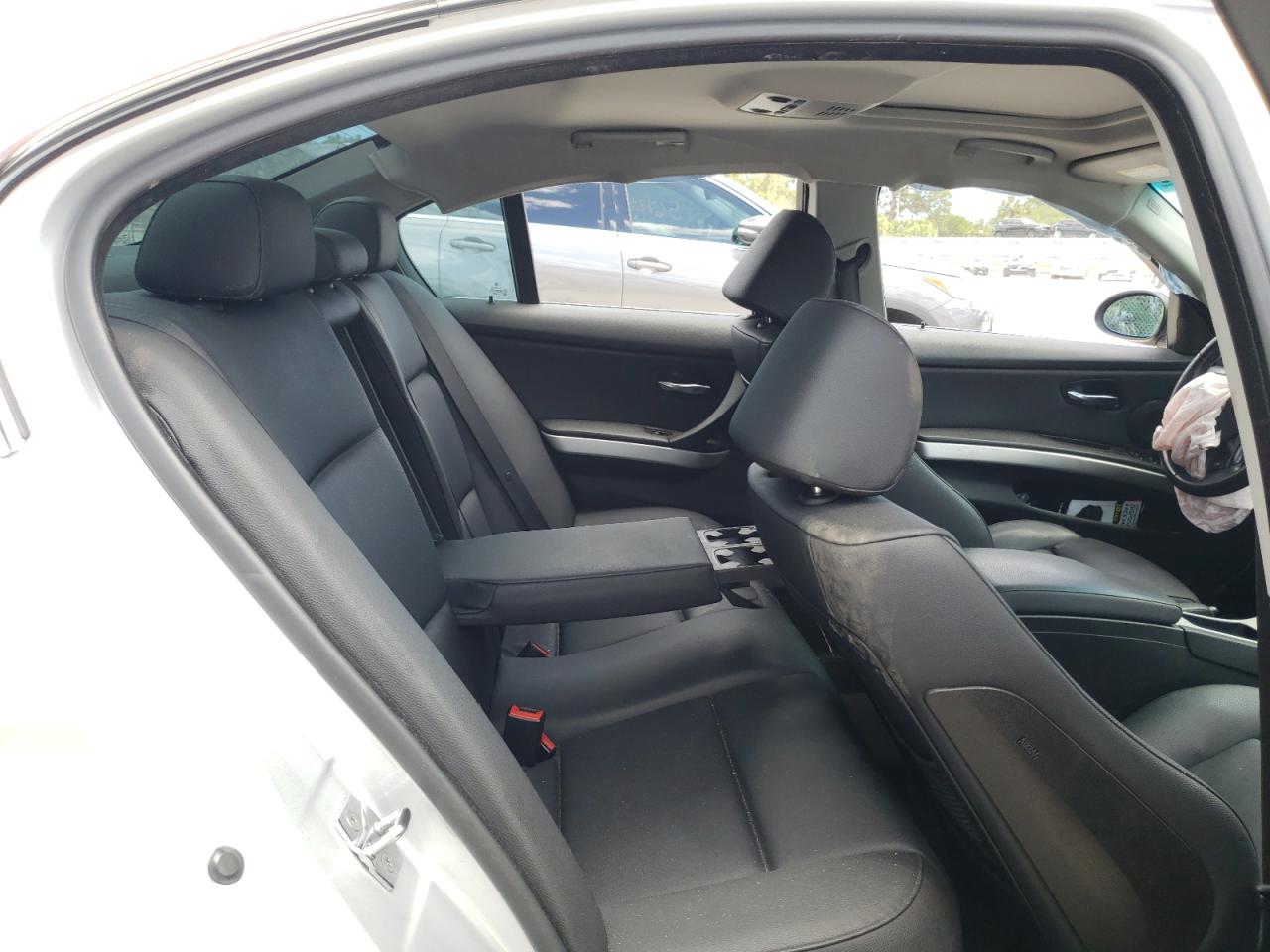 Photo 6 from auction – 2007 BMW 335 I with VIN WBAVB73537VF49625