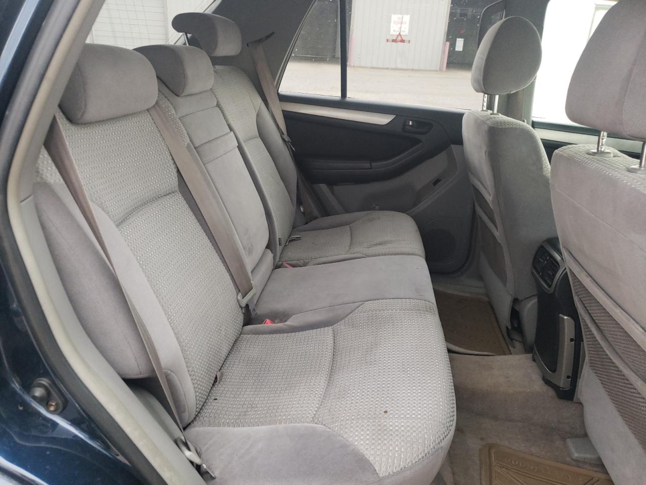 Photo 6 from auction – 2004 TOYOTA 4RUNNER SR with VIN JTEZU14R148015894