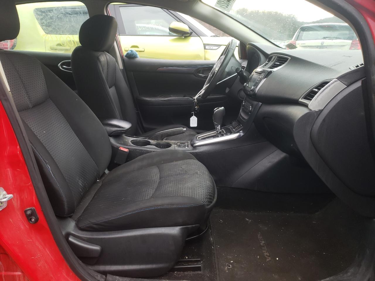 Photo 5 from auction – 2016 NISSAN SENTRA S with VIN 3N1AB7AP2GY275682