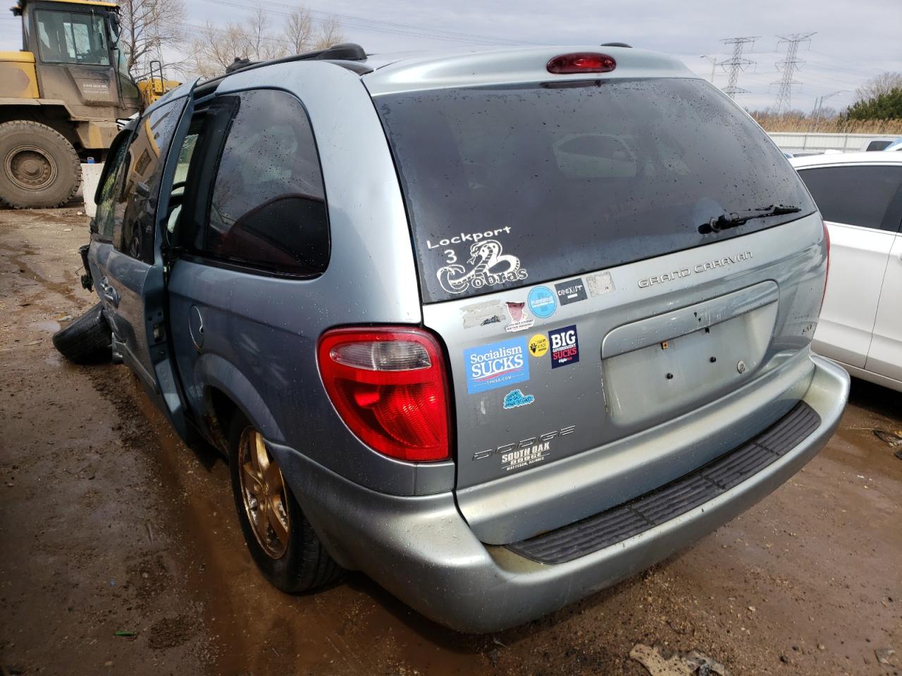 Photo 3 from auction – 2005 DODGE GRAND CARA with VIN 2D4GP44L45R586093