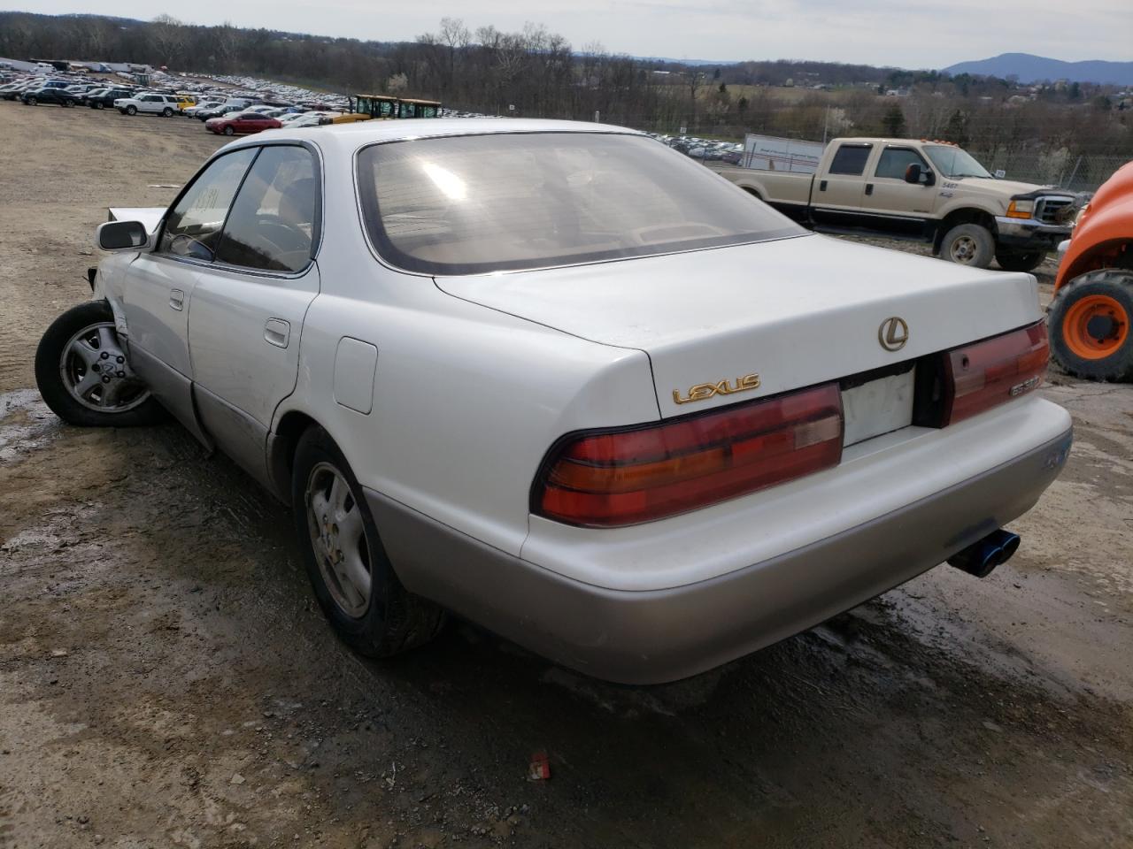 Photo 3 from auction – 1993 LEXUS ES 300 with VIN JT8VK13T1P0138862