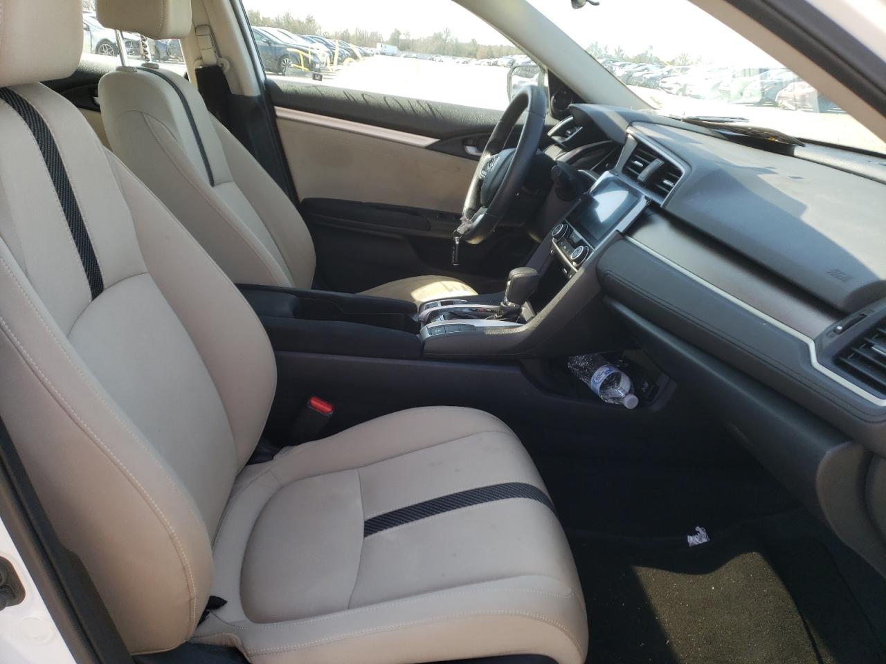 Photo 5 from auction – 2016 HONDA CIVIC EX with VIN 19XFC1F37GE222402