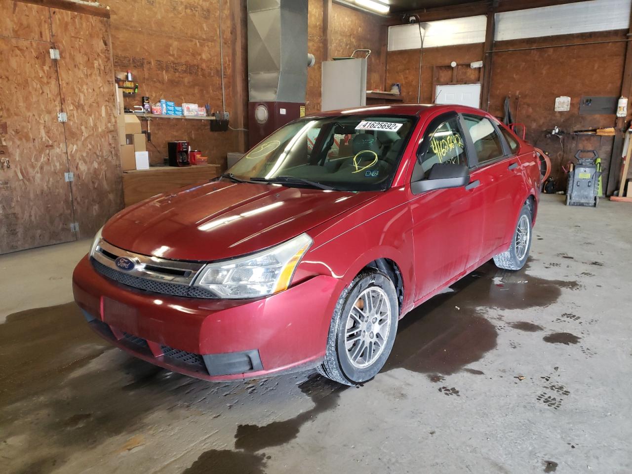 Photo 2 from auction – 2010 FORD FOCUS SE with VIN 1FAHP3FN6AW188174