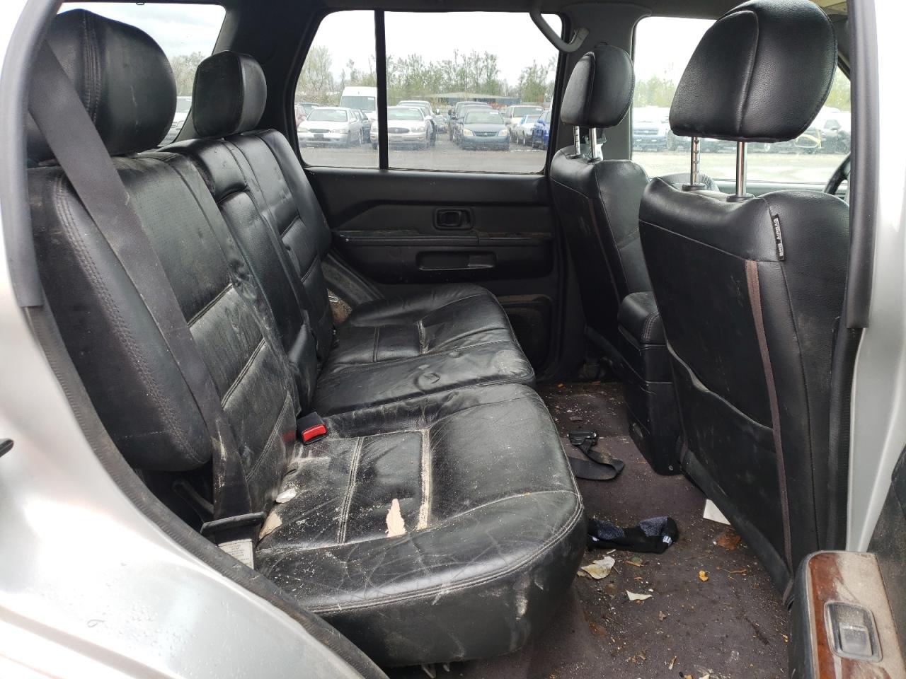 Photo 6 from auction – 2002 NISSAN PATHFINDER with VIN JN8DR09Y12W705734
