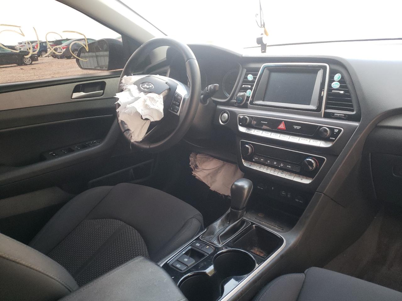Photo 9 from auction – 2019 HYUNDAI SONATA LIM with VIN 5NPE34AF2KH734233