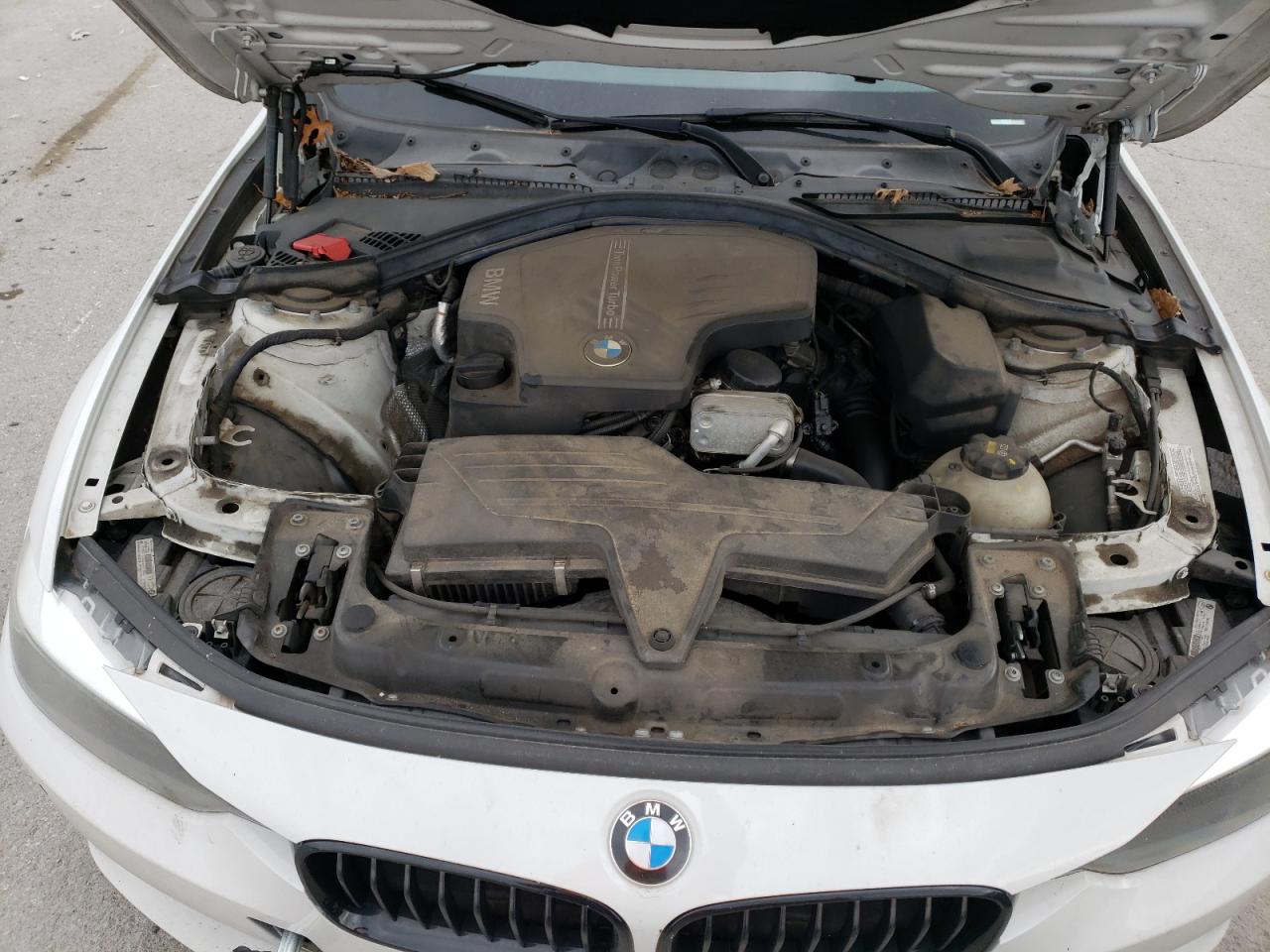 Photo 7 from auction – 2015 BMW 320 with VIN WBA3B1G5XFNT07862