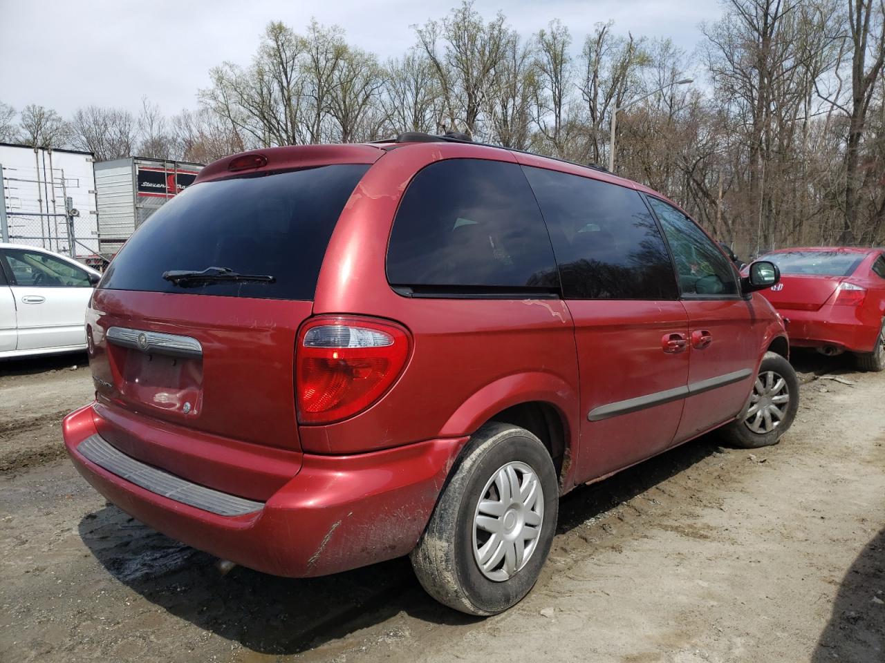 Photo 4 from auction – 2004 CHRYSLER TOWN & COU with VIN 1C4GP45R84B580066