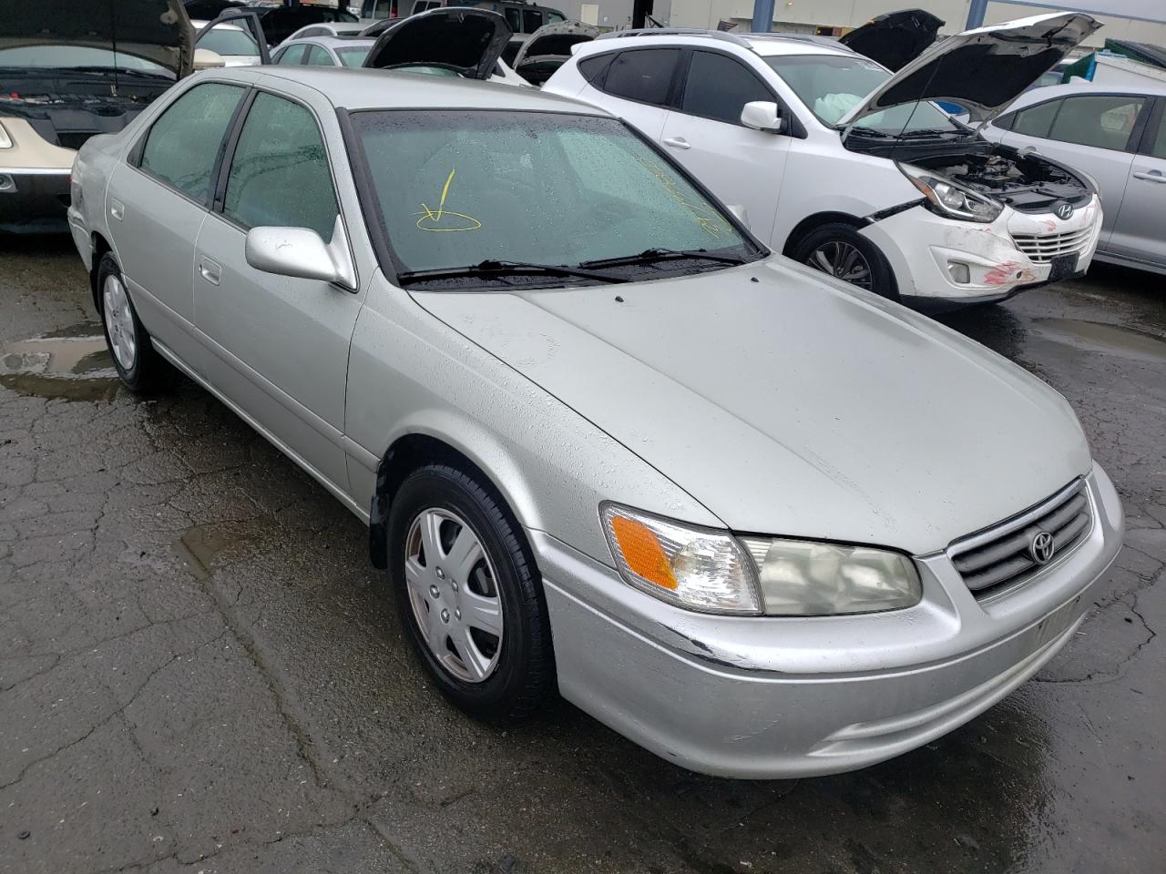Photo 1 from auction – 2001 TOYOTA CAMRY CE with VIN JT2BG22K110606612