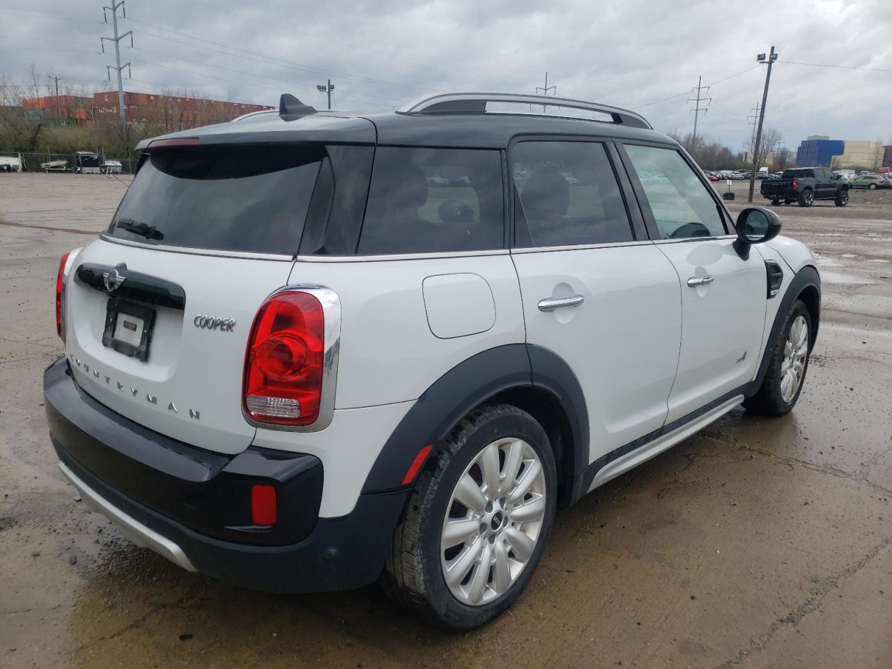 Photo 4 from auction – 2018 MINI COOPER COU with VIN WMZYV5C35J3E03921