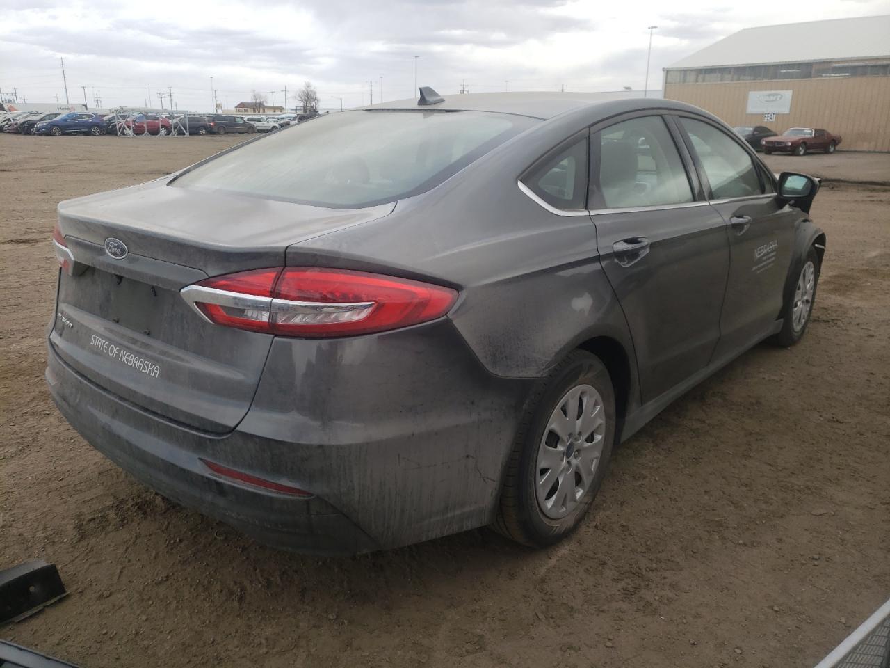 Photo 4 from auction – 2020 FORD FUSION S with VIN 3FA6P0G73LR261674