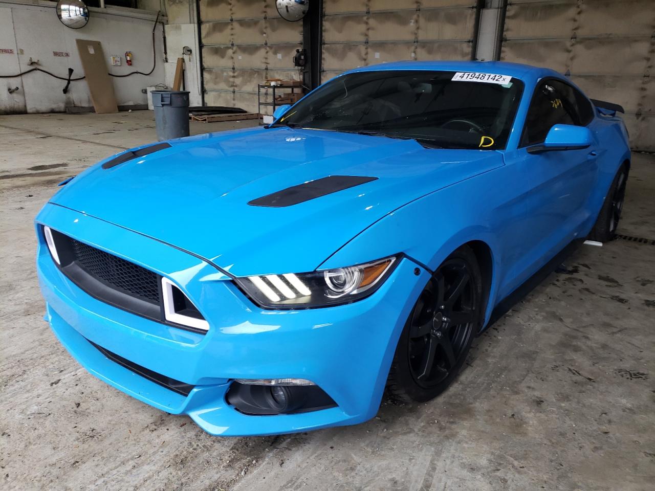 Photo 2 from auction – 2017 FORD MUSTANG with VIN 1FA6P8THXH5211166