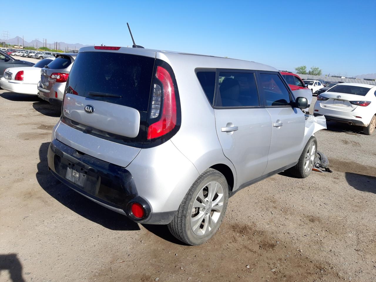 Photo 4 from auction – 2016 KIA SOUL + with VIN KNDJP3A5XG7875034