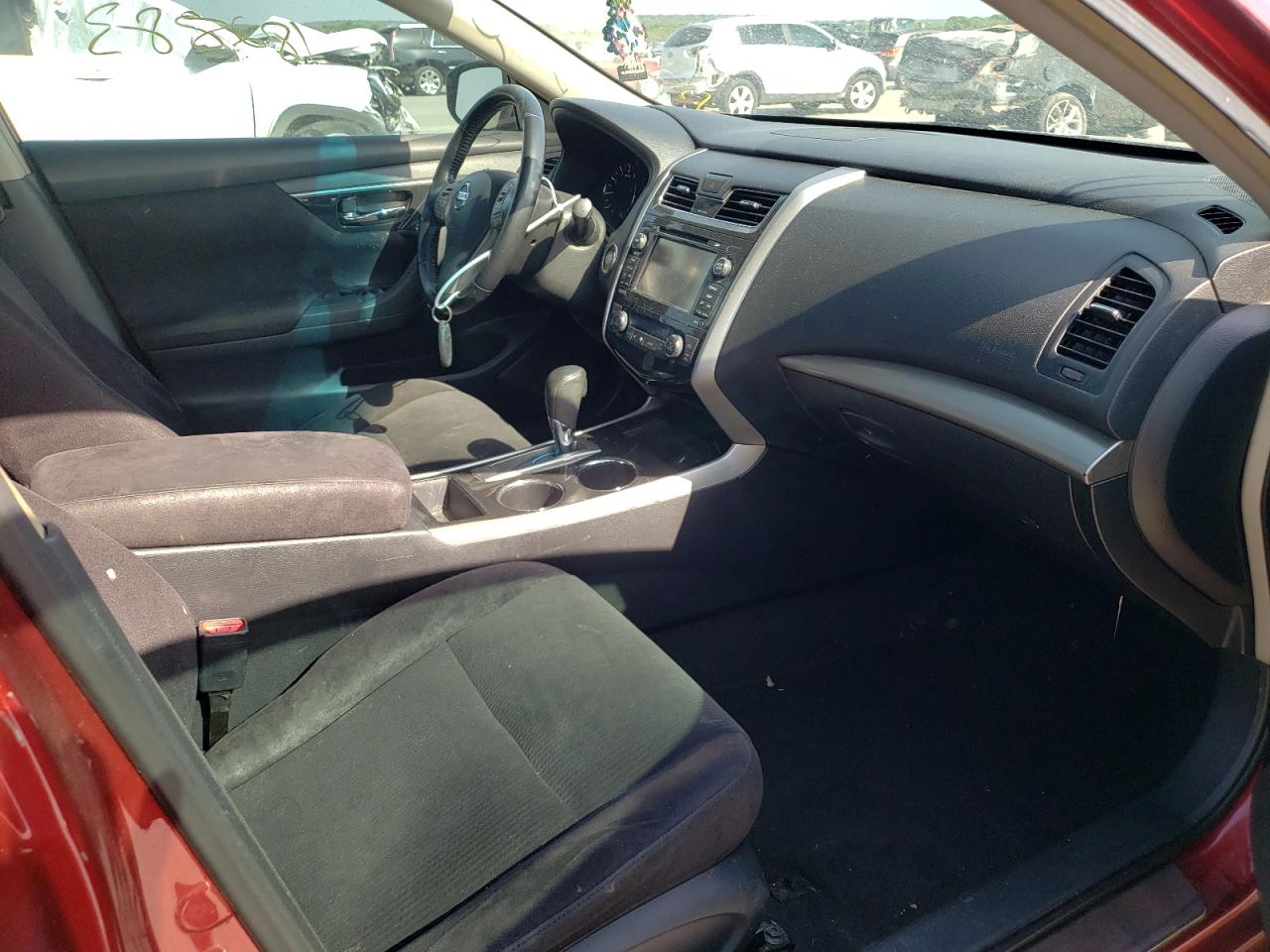 Photo 5 from auction – 2013 NISSAN ALTIMA 2.5 with VIN 1N4AL3AP1DN566241