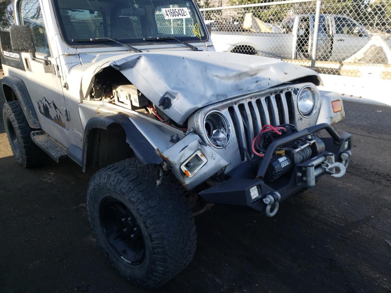 Photo 9 from auction – 2000 JEEP WRANGLER / with VIN 1J4FA49S0YP754919