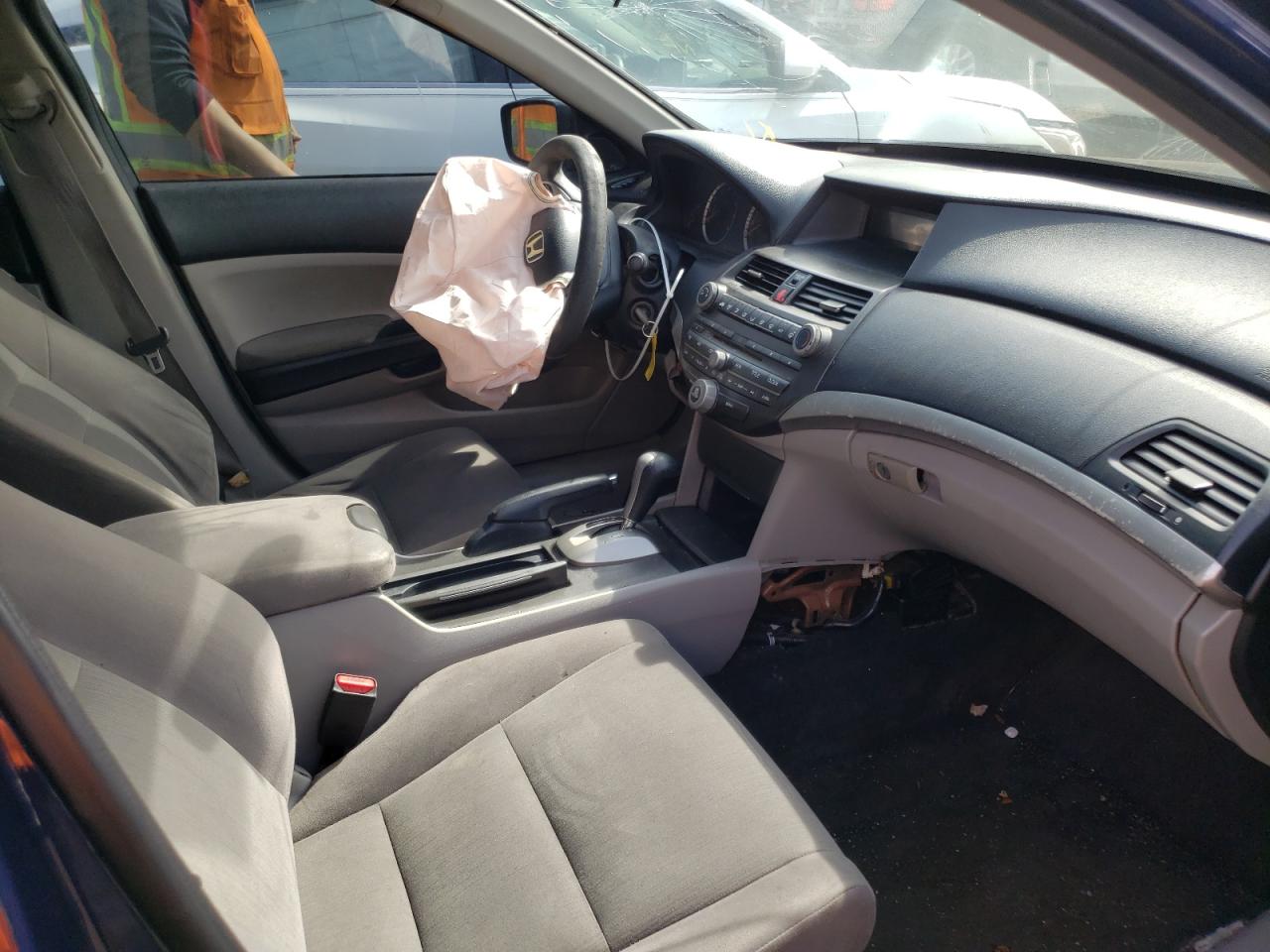 Photo 5 from auction – 2012 HONDA ACCORD LX with VIN 1HGCP2F39CA106534