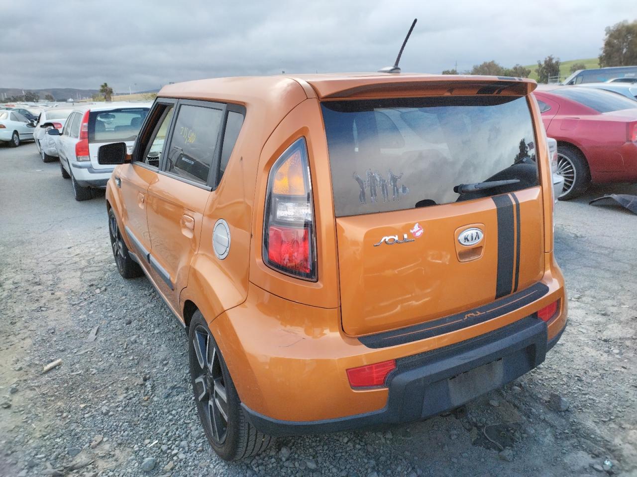 Photo 3 from auction – 2010 KIA SOUL + with VIN KNDJT2A24A7105981