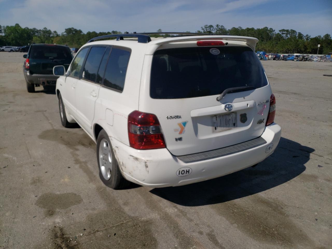 Photo 3 from auction – 2004 TOYOTA HIGHLANDER with VIN JTEDP21A140024759