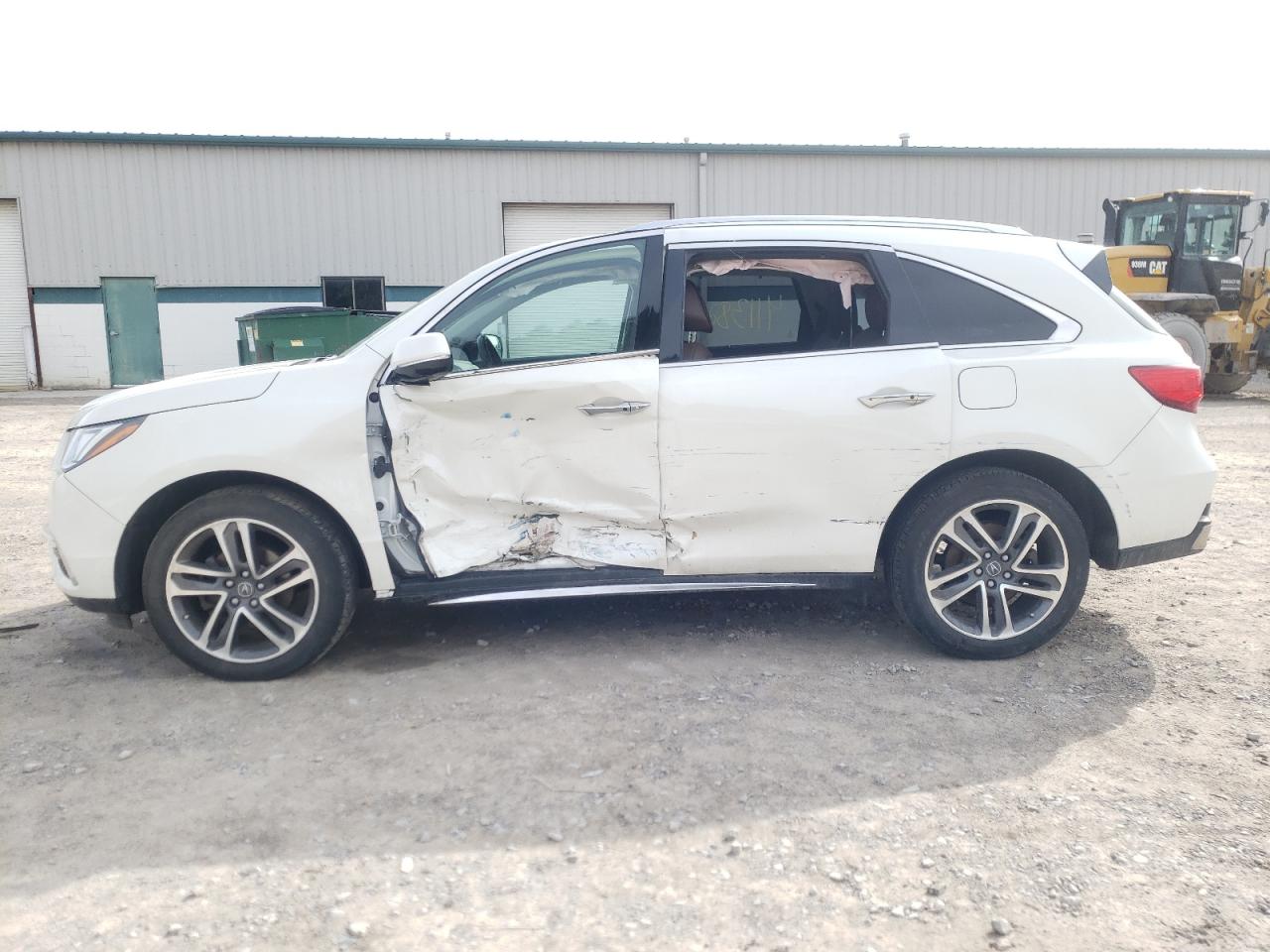 Photo 10 from auction – 2017 ACURA MDX ADVANC with VIN 5FRYD4H81HB034159