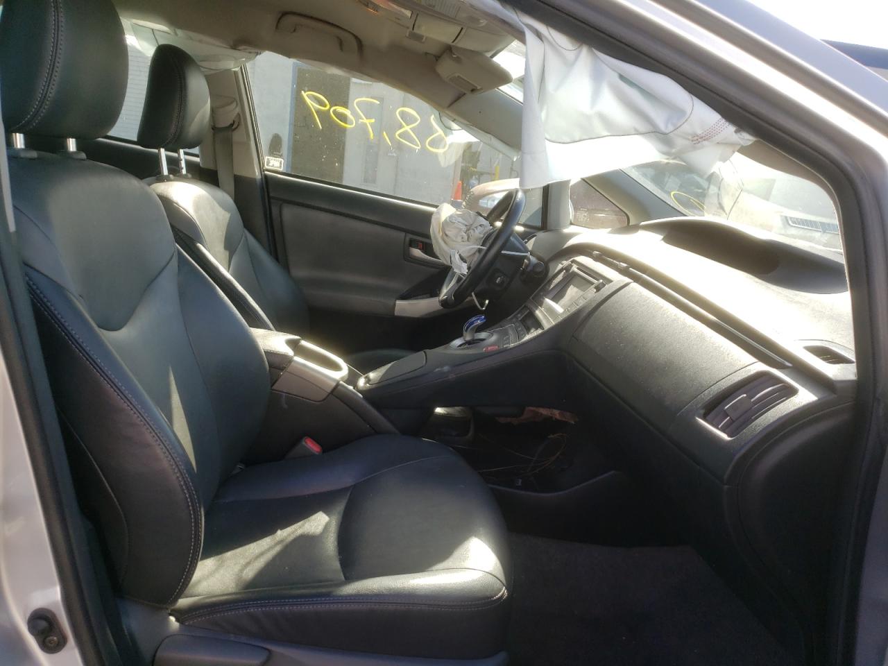 Photo 5 from auction – 2014 TOYOTA PRIUS with VIN JTDKN3DU2E1763843