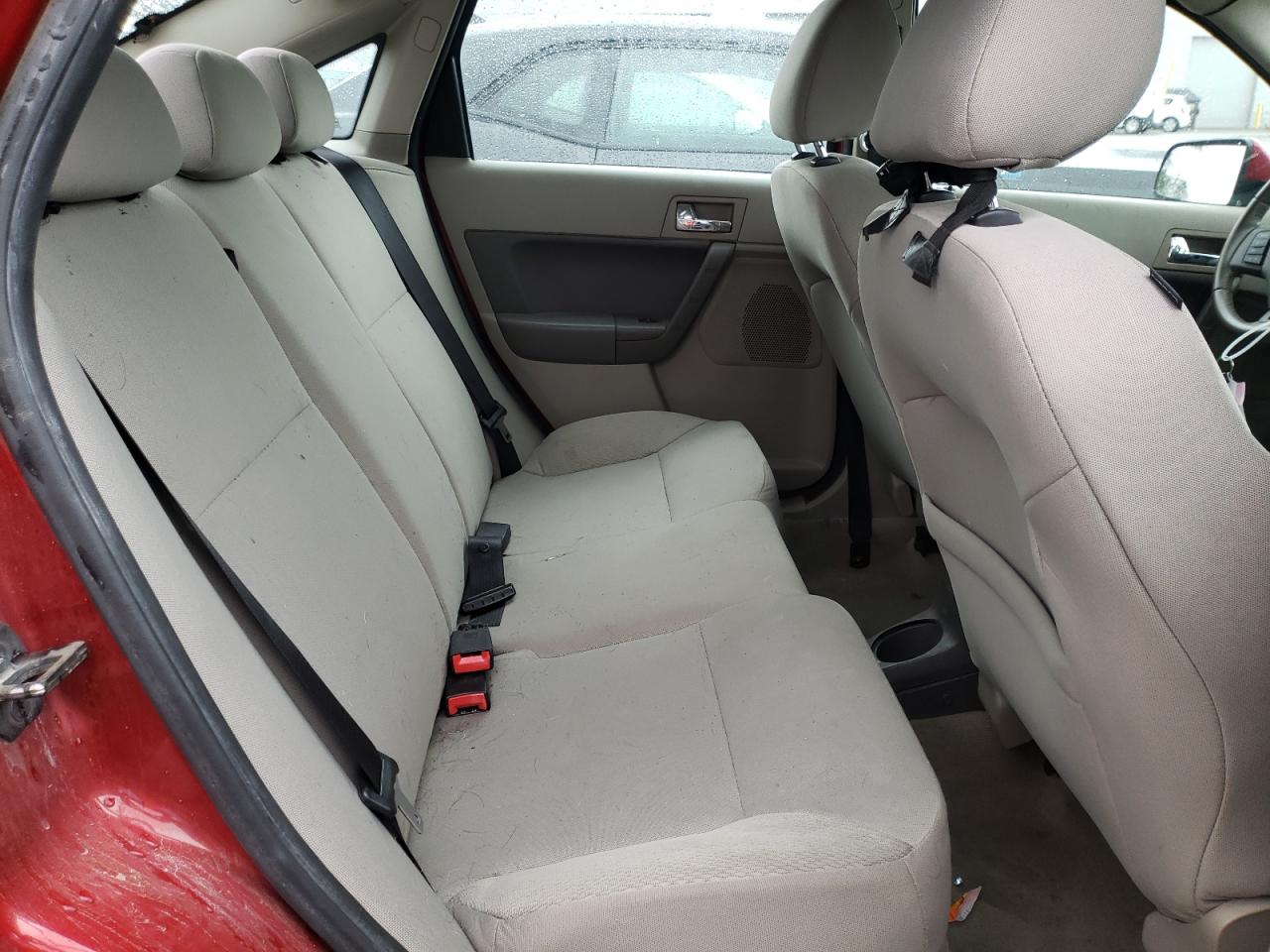 Photo 6 from auction – 2010 FORD FOCUS SES with VIN 1FAHP3GN8AW292244