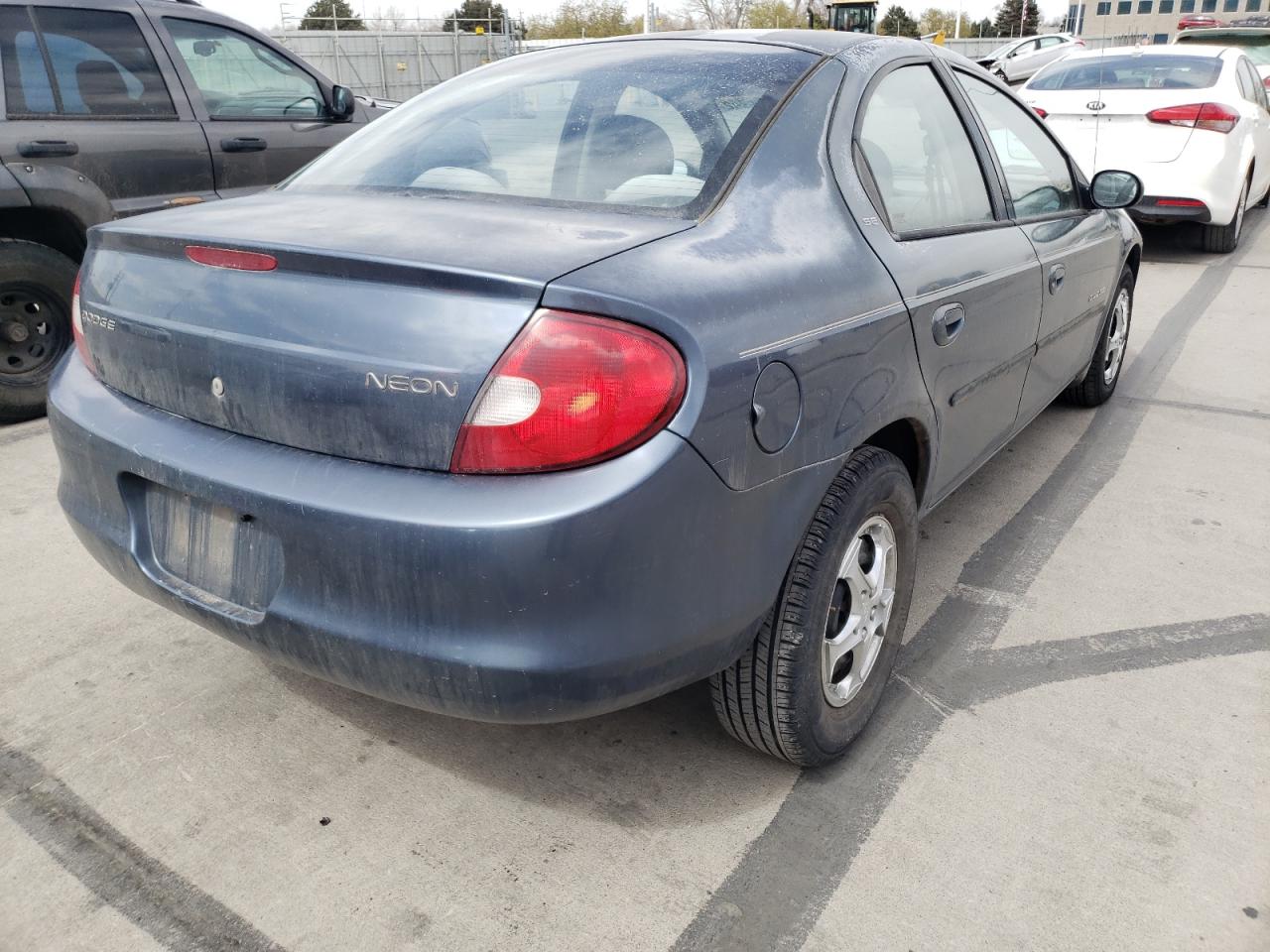 Photo 4 from auction – 2001 DODGE NEON SE with VIN 1B3ES46C81D201195